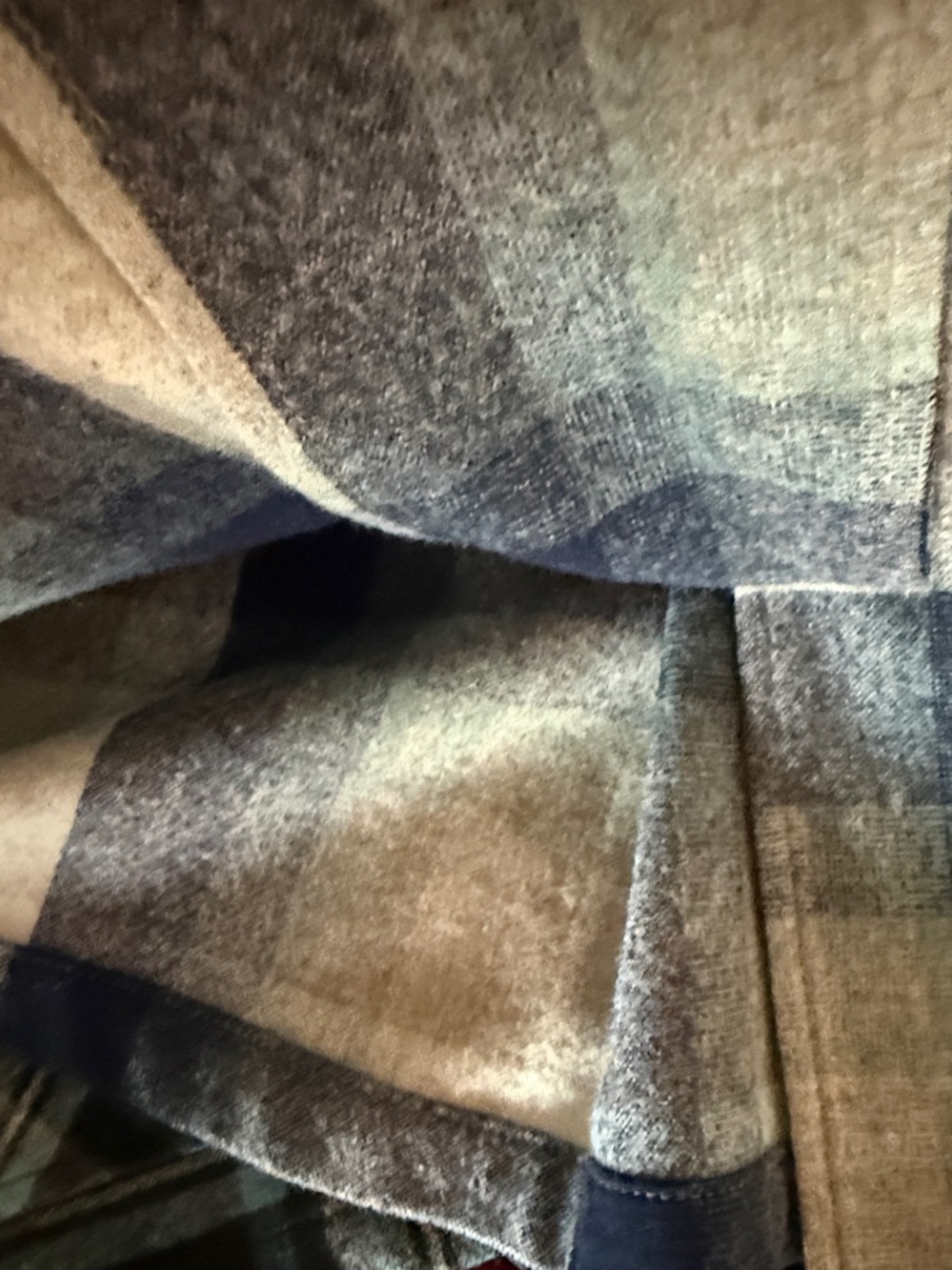 Pendleton Plaid Wool Button-Up Jacket in Navy, Cream & Tan S1 - Picture 13 of 13